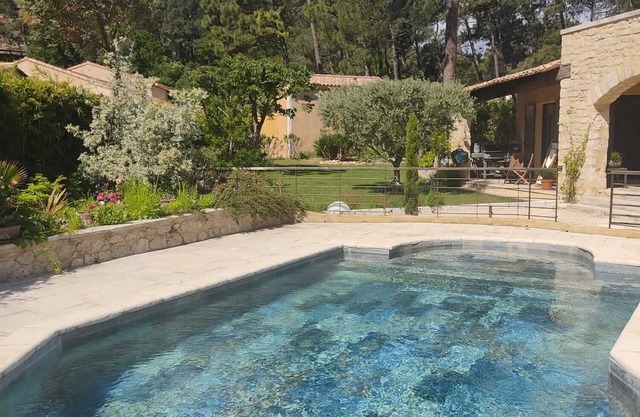 Mas de la Croze, au Coeur de la Drôme Provençale !