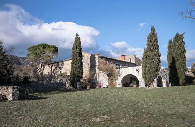 Mas in southern France, Occitanie, up to 15 people in full nature