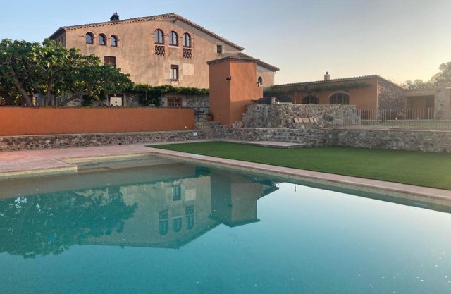 Mas Teixidor, Masia entre Girona y la Costa Brava