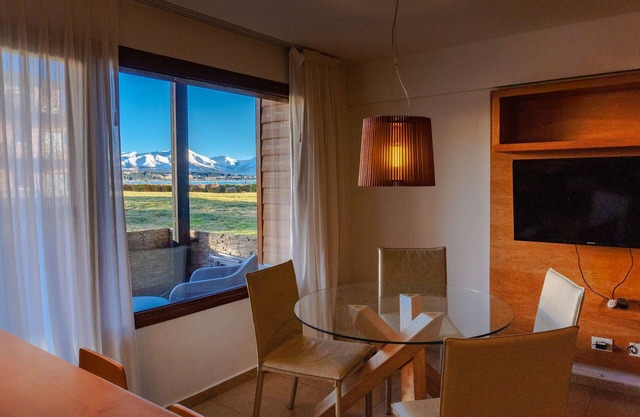 Mascardi Ground Floor Lake View and Bariloche
