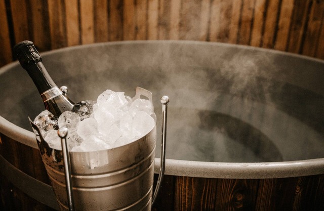 Mash Tun Cottage with Hot Tub - Ulverston