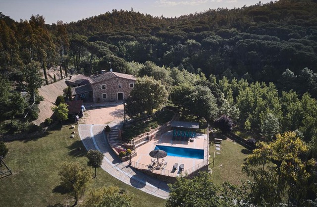 Masia Rural Can Salarichs