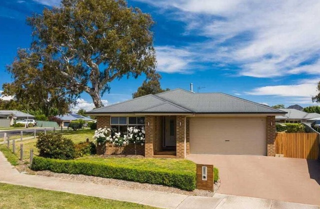 Masons Lodge - Centrally located & Family friendly