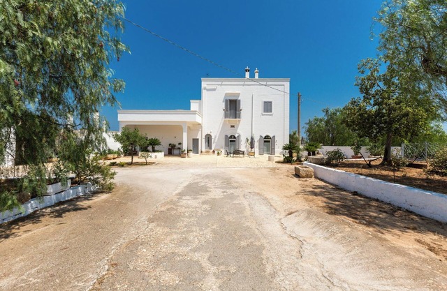 Masseria Marcantonio - Grecale by BarbarHouse