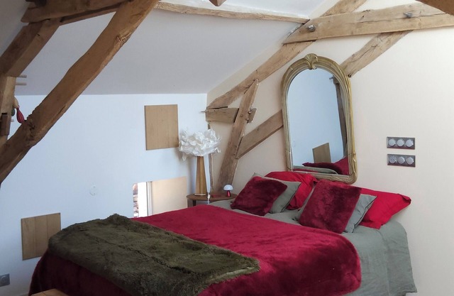 Master bedroom 50 m2 Great comfort 5 minutes from Lac de Neufond