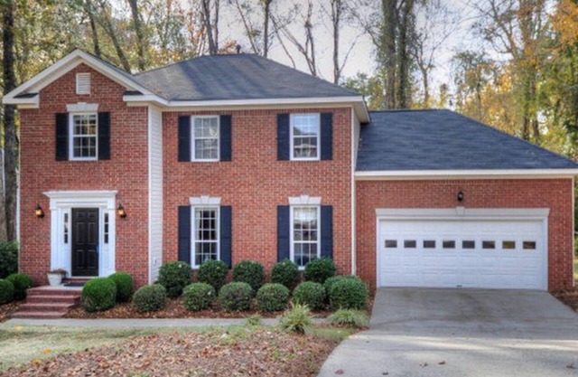Master's Rental - 15 min drive to course