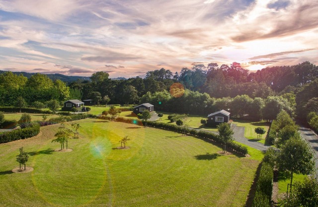 Matakana Country Cottage 