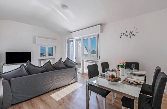 Matta Apartment 400m From The Lake, Sirmione, Italy