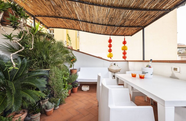 Matteotti Apartment - Two Bedroom Apartment, Sleeps 6