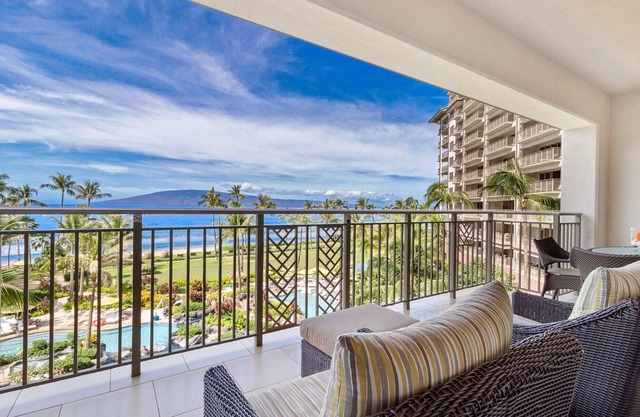 Maui Resort Rentals: Hyatt Residence Club – 2BR Oceanfront Lower Floor VIlla