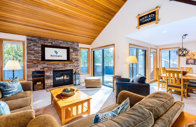 Maur32 - Spacious Home in a Serene Location