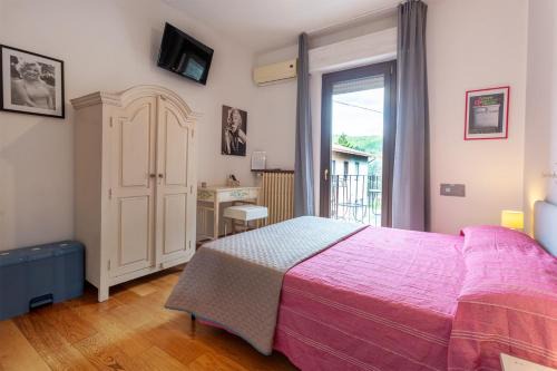 Maxi Paradiso - Guest House - ItalyWeGo