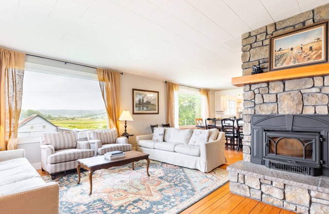 Maxwelton Farm Guest House - Private beach access