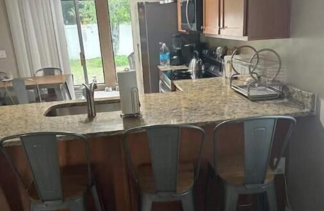 Maxx Maximum Comfort LLC, 2-Bedrooms, 1 Bathroom