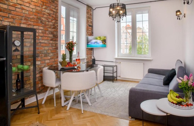 Maya's Flats & Resorts 63 - 3 rooms apartment on Chlebnicka Street Old Town Gdansk