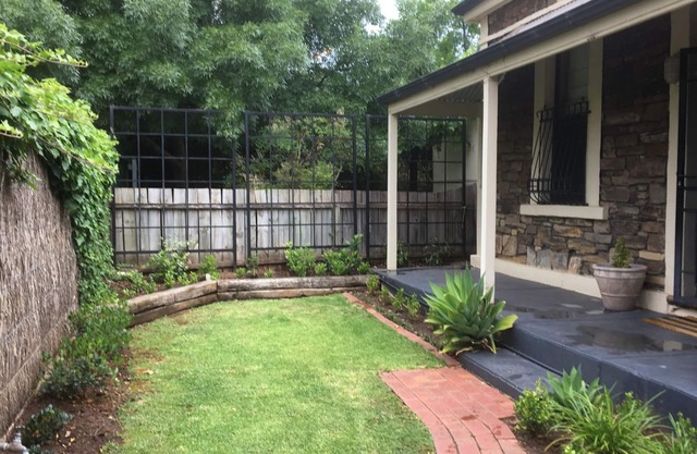 Maylands Cottage-Charming Bluestone House