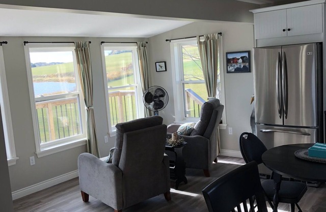 Mayneview Cottage. Enjoy This Waterfront Cottage In Clinton Pei. PEI #2202544