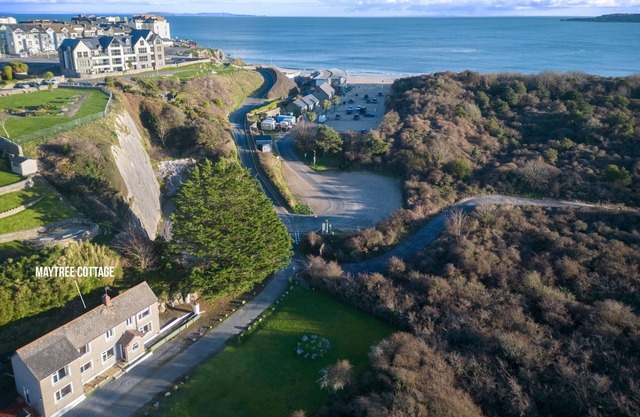 Maytree Cottage - 4 Bedroom Holiday Home - Tenby