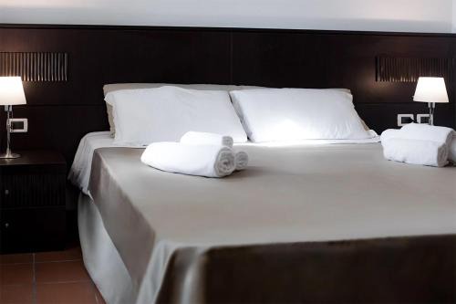MC Hotel