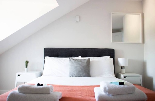 Meadow Lane Apartment 5