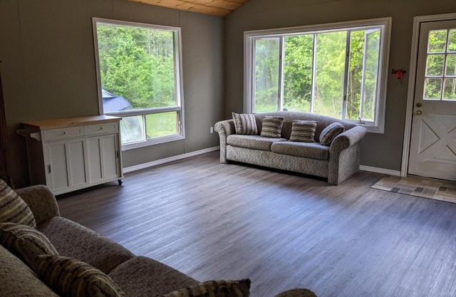 Meadowlark Cabin #5