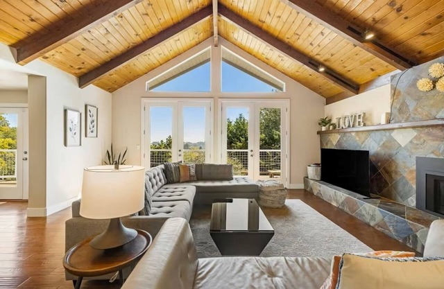 MeadowView on Darby, by Vinifera Homes