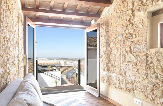 Medina Sidonia, luxury historic modern townhouse, pool, roofterraces, sea view.