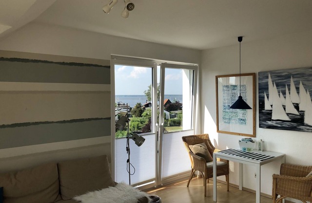 Mediterranean 2 bedroom apartment with sea views and south west facing balcony to relax