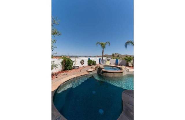 Mediterranean Oasis in the Desert