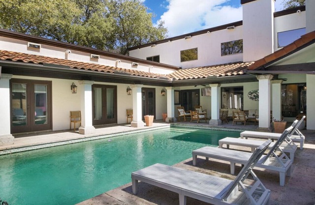 Mediterranean Style with 3BR/3BA with Private Pool