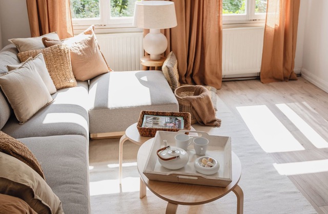 Mediterrean 3-room-flat in the center of Luisenviertel / Old Town