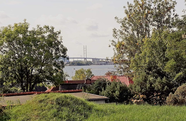 MeerZeit-modern vacation apartment with a view of the sea and Stralsund