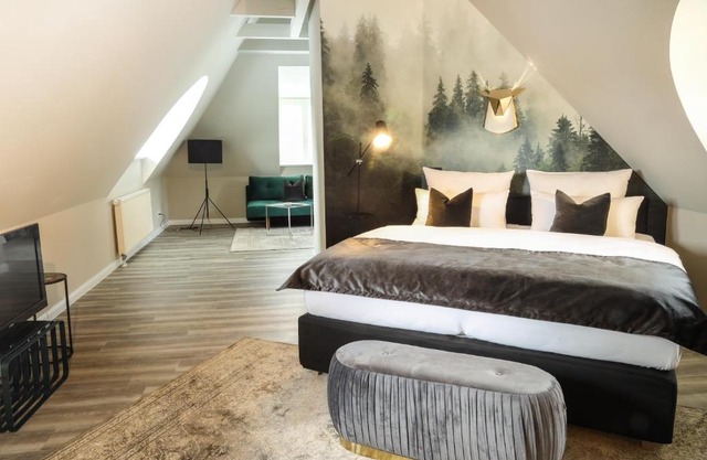 Meinsbur Boutique Hotel