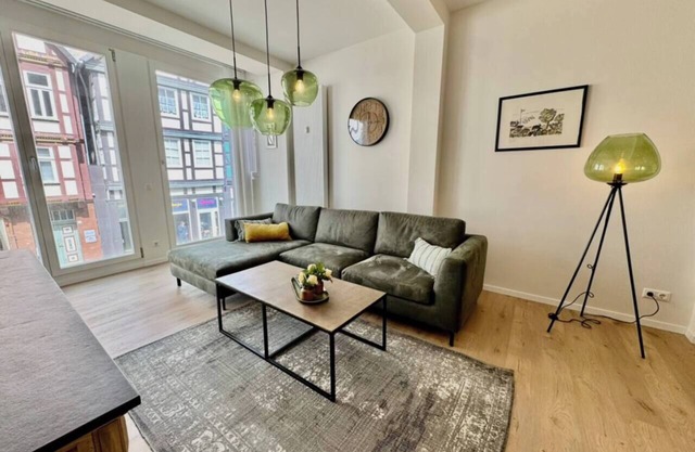 MEL&BENS Goldsmiths | Old Town | Parking option