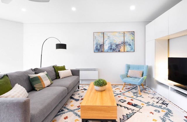 Melbourne Apartment with Pool, Spa & Tennis Court