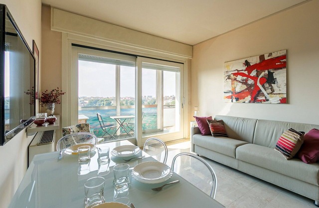 Melchiorre Gioia Vista Alpi, Modern 1 Br Apartment With a Terrace By Halldis