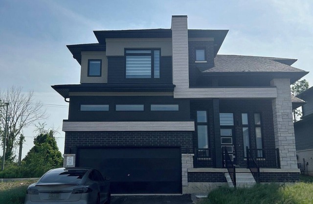 Menoke Modern Family Home with Game Room