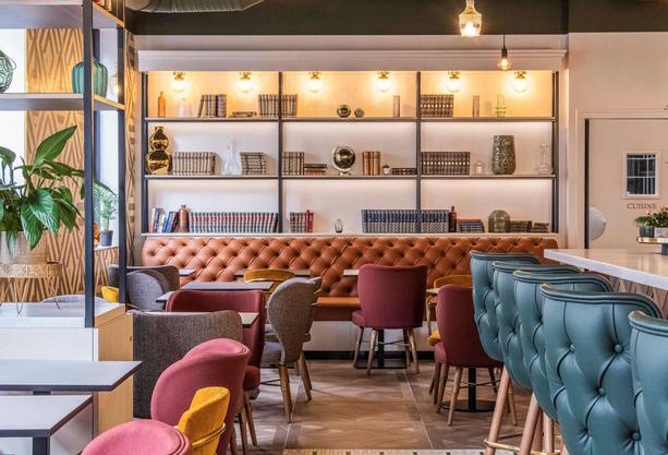 Mercure Paris Bercy Bibliotheque