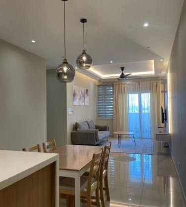 Meridin Bayvue - 3BR - 6 Pax - Near MMHE