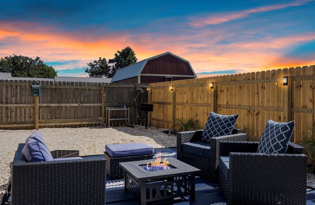 🧜🏼‍♀️Mermaid Kisses-St Andrews Charmer! Sleeps 8 and 10 minutes to the 🏝️