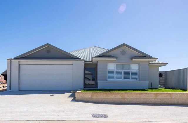Mermaid's Retreat: 4 BR, 2 BA in Jurien Bay, Sleeps 8