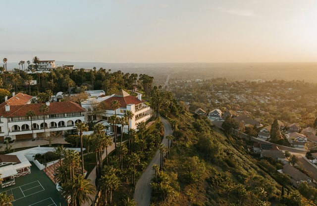 Mesa Bella: 26k Sq. Ft. Private Celebrity Hilltop Resort