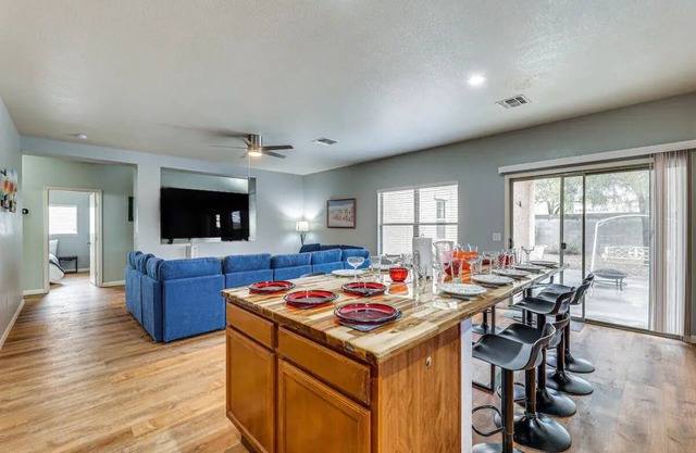 Mesa Vacation Home - Sleeps 12 - Close to Golf Courses and SO MUCH MORE!