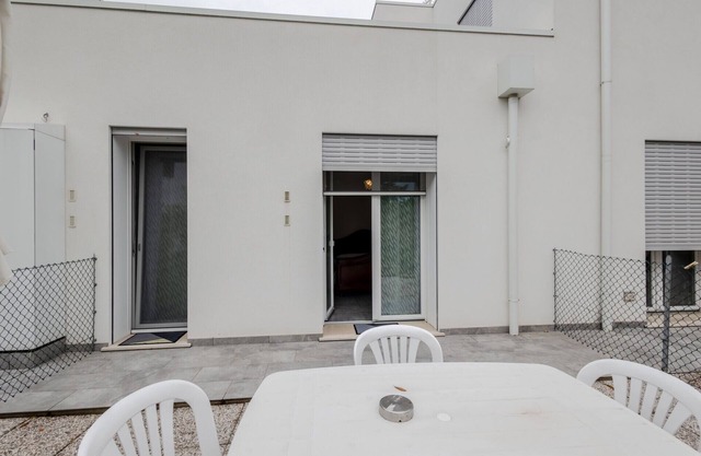 Mestre - Marcellina Modern Apt W/Private Parking!
