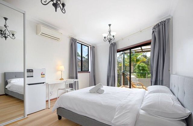 MetaWise Parramatta Cozy Room w Private Bathroom