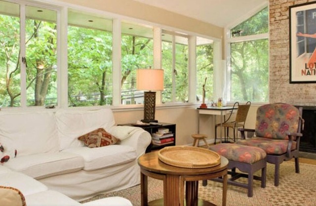 Metro To DC NIH Lovely Bethesda 4 Bedrooms 1 Bath Walk to Everything,
