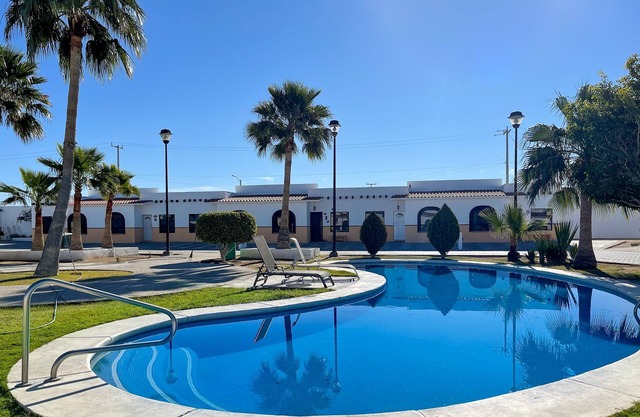 Mexican Ambience Townhome with Pool 28
