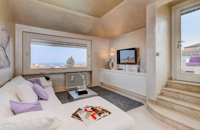 MGH Luxury - Lake View Penthouse Desenzano
