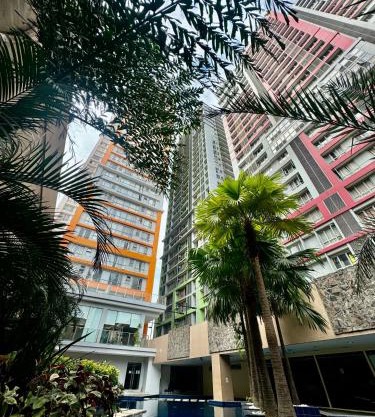 Mi Casa - Cozy Studio with FREE access to Fitness Centre, swimming pool and stunning City View located near the CBD of Ortigas, Makati, BGC