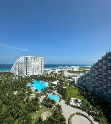 Mina Sea View
